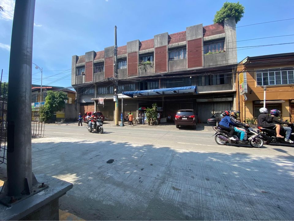 Lubiran Commercial Property